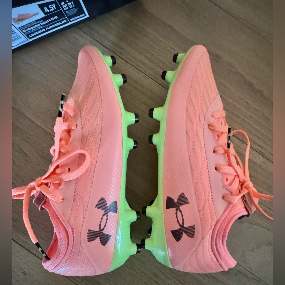 Big Kids' Under Armour Magnetico‎ Select 4 FG Molded Soccer Cleats